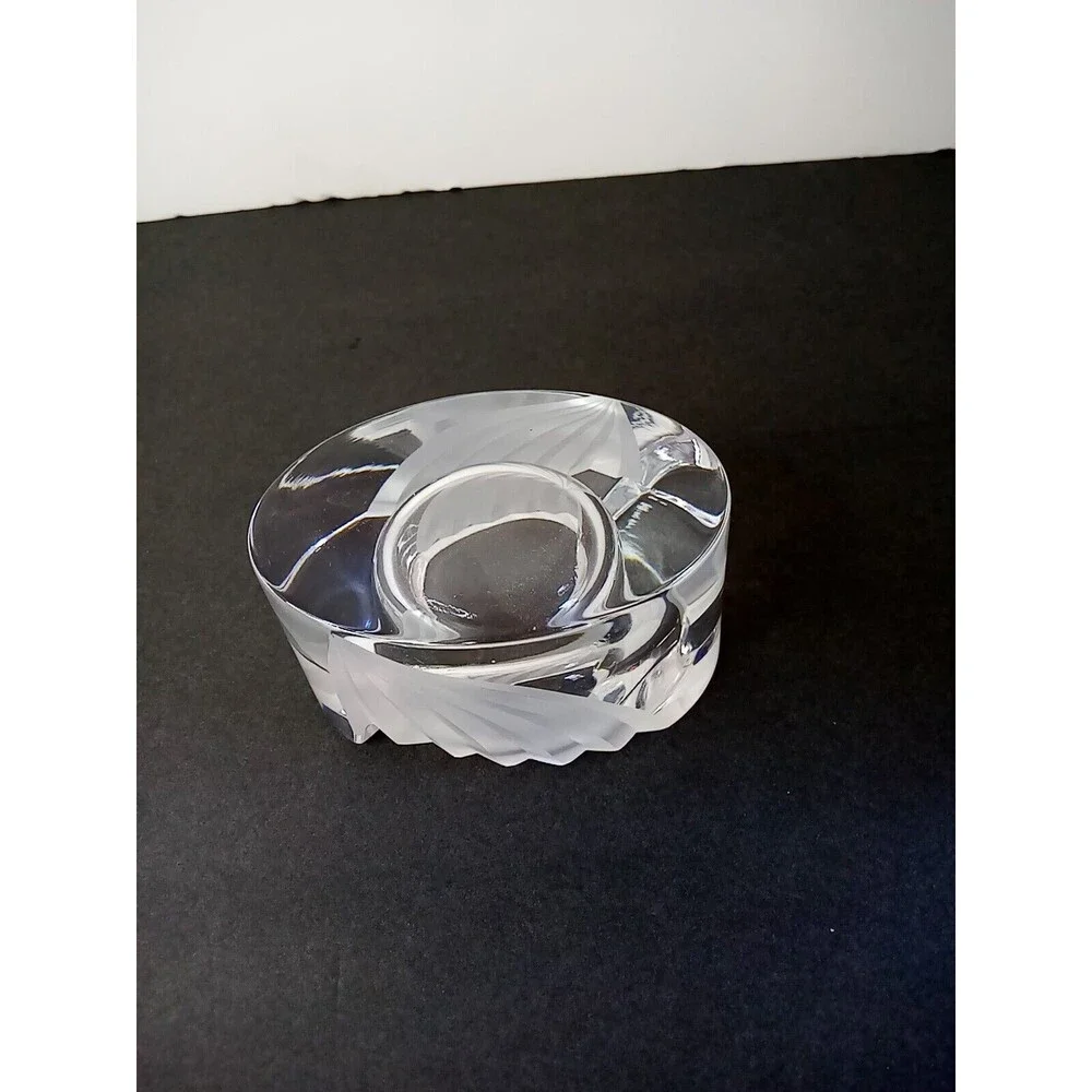 Mikasa ArtDeco “Curtain Call”Frosted Stripe Glass  Oval‎ Candleholder 2 1/4